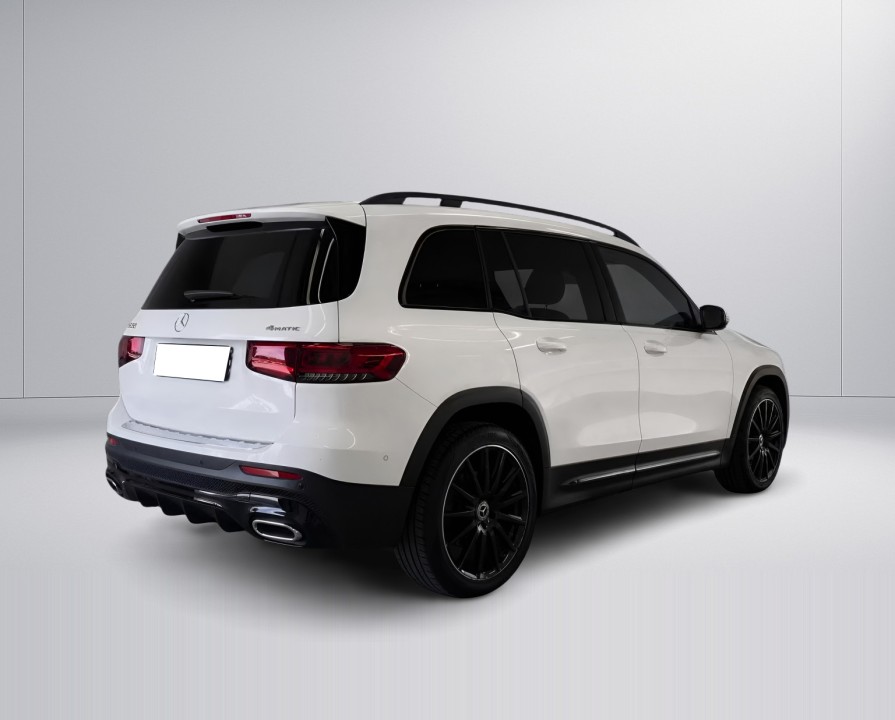 Mercedes-Benz GLB 250 (3)