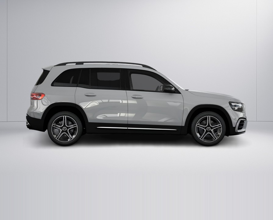 Mercedes-Benz GLB 220d 4MATIC AMG (3)