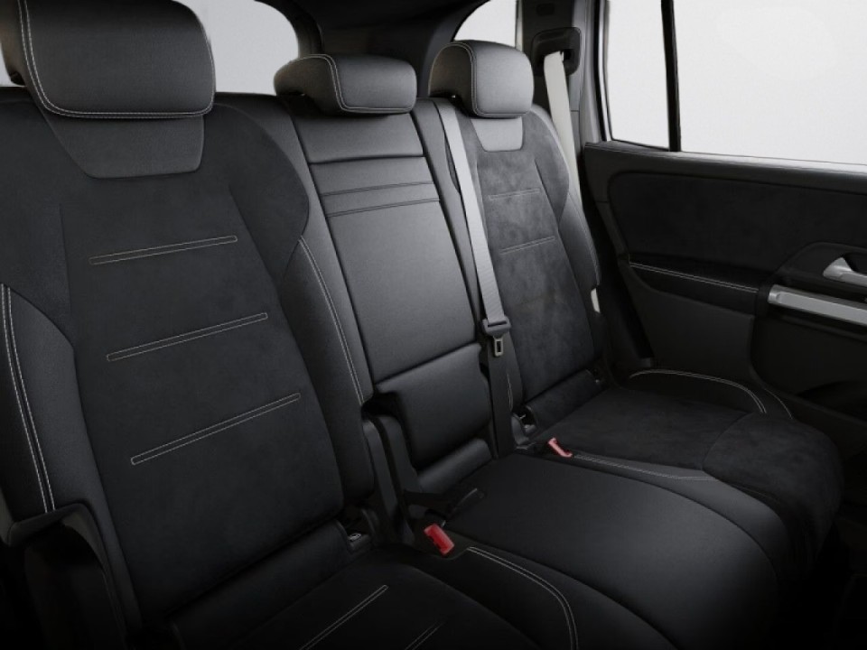 Mercedes-Benz GLB 220d 4MATIC AMG - foto 17