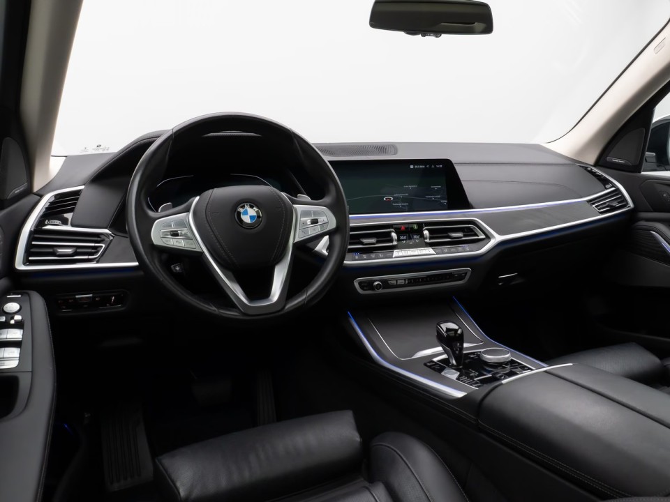 BMW X7 xDrive40d - foto 24