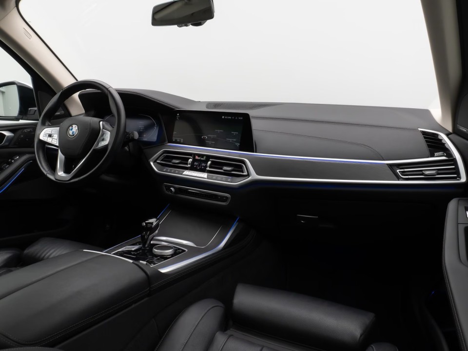 BMW X7 xDrive40d - foto 20