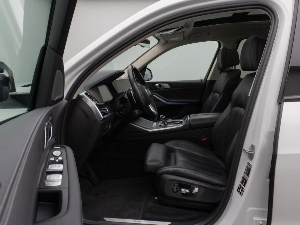 BMW X7 xDrive40d - foto 13