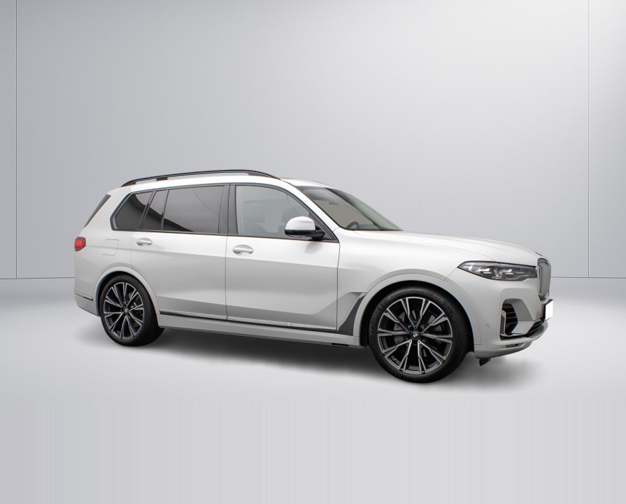 BMW X7 xDrive40d (2)