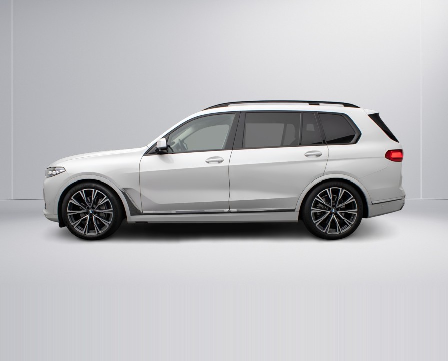 BMW X7 xDrive40d - foto 9