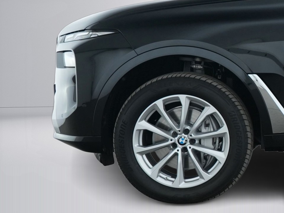 BMW X7 - foto 15