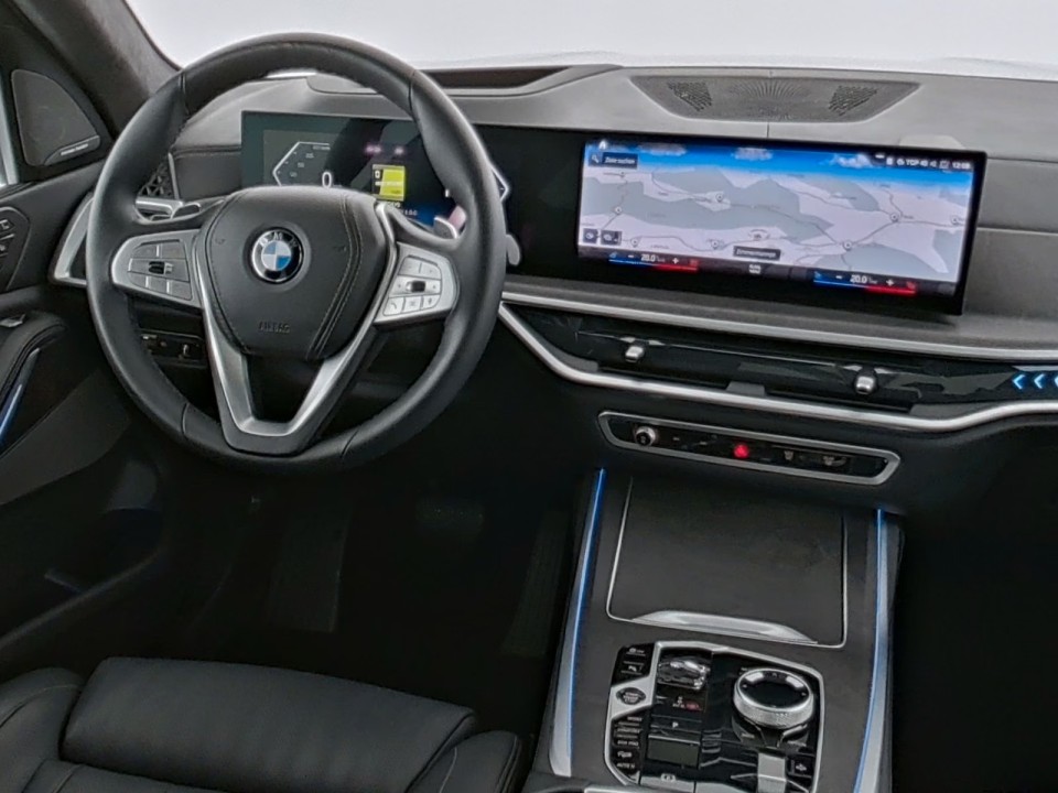 BMW X7 - foto 11