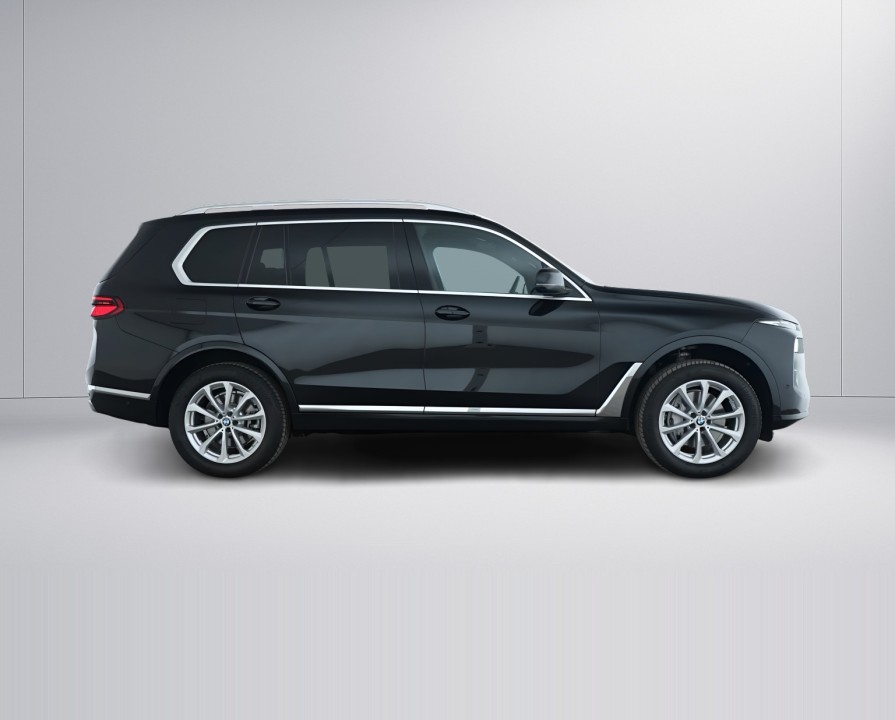 BMW X7 (2)