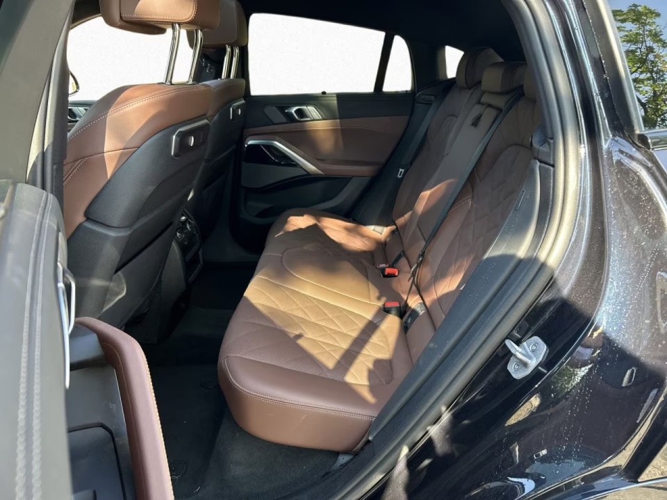 BMW X6 40i M-Sport - foto 6