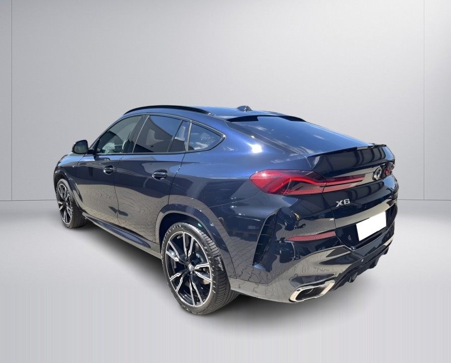 BMW X6 xDrive40i M-Sport (2)