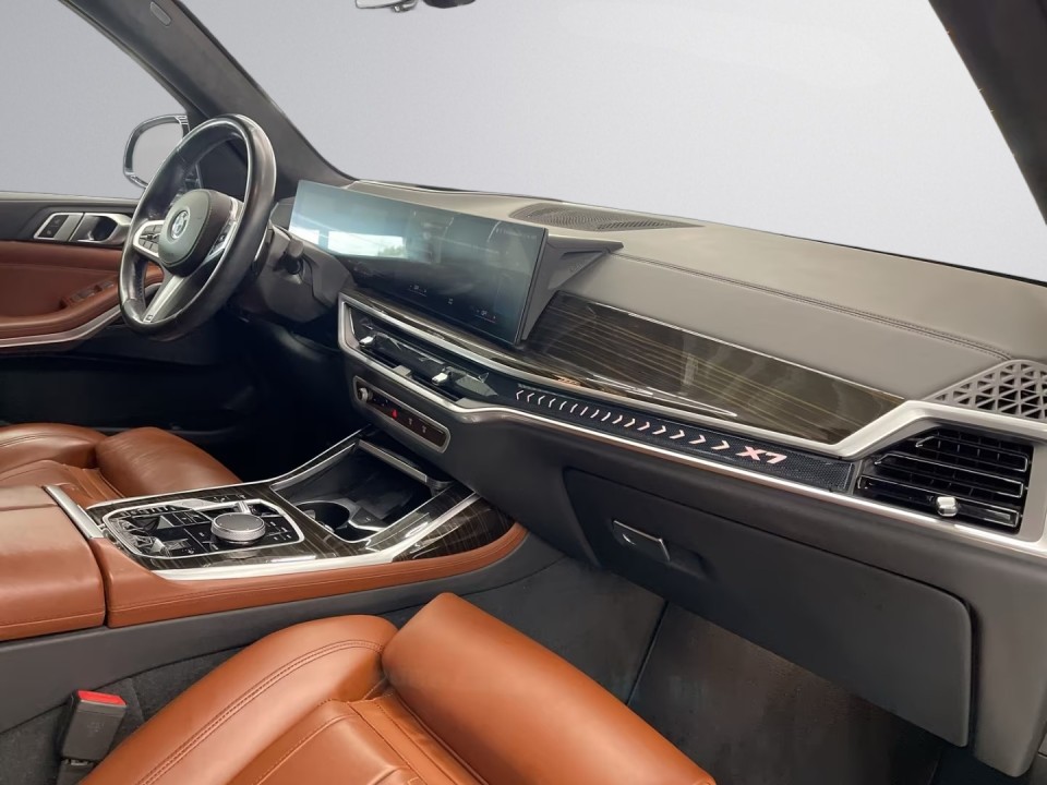 BMW X7 xDrive40i M-SPORT - foto 11