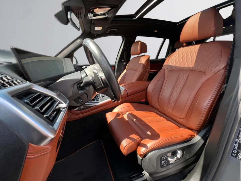 BMW X7 M60i xDrive M-Sport - foto 11