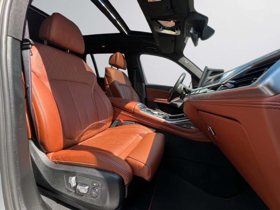 BMW X7 M60i xDrive M-Sport - foto 12