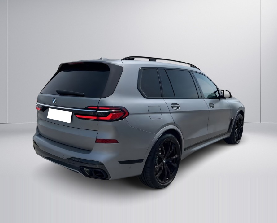 BMW X7 M60i xDrive M-Sport (3)