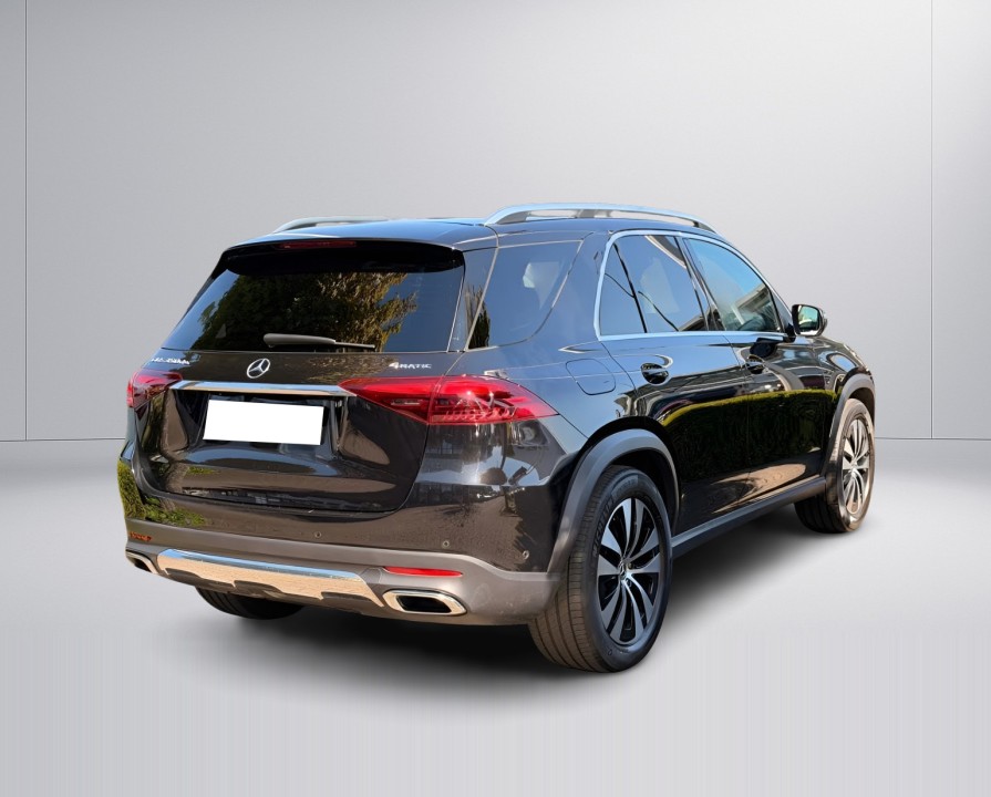 Mercedes-Benz GLE 350de 4MATIC (2)