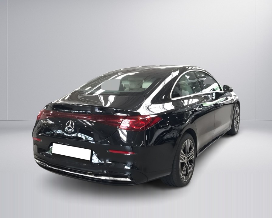 Mercedes-Benz CLA 250 +EQ (3)