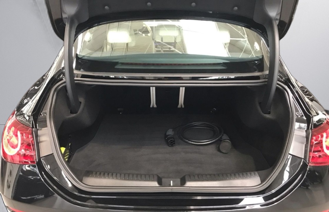 Mercedes-Benz CLA 250 +EQ - foto 15