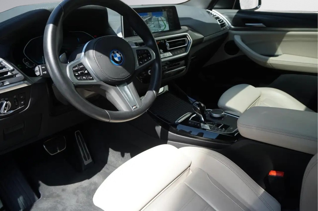 BMW X3 xDrive30e M-Sport - foto 24