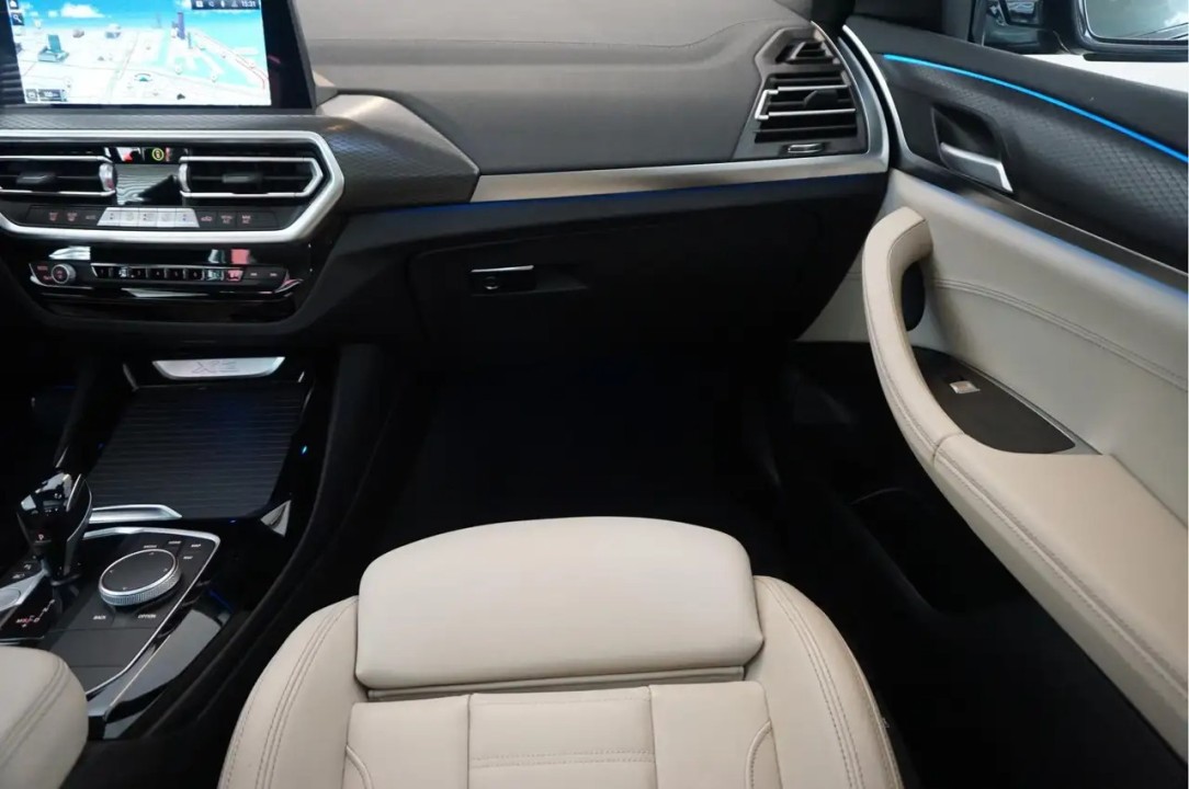 BMW X3 xDrive30e M-Sport - foto 31