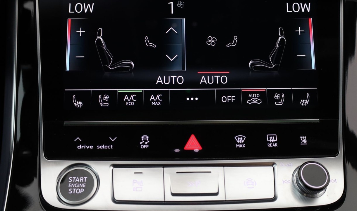 Audi Q8 55TFSI quattro - foto 19
