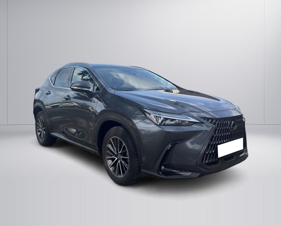 Lexus Seria NX 450h+ Executive