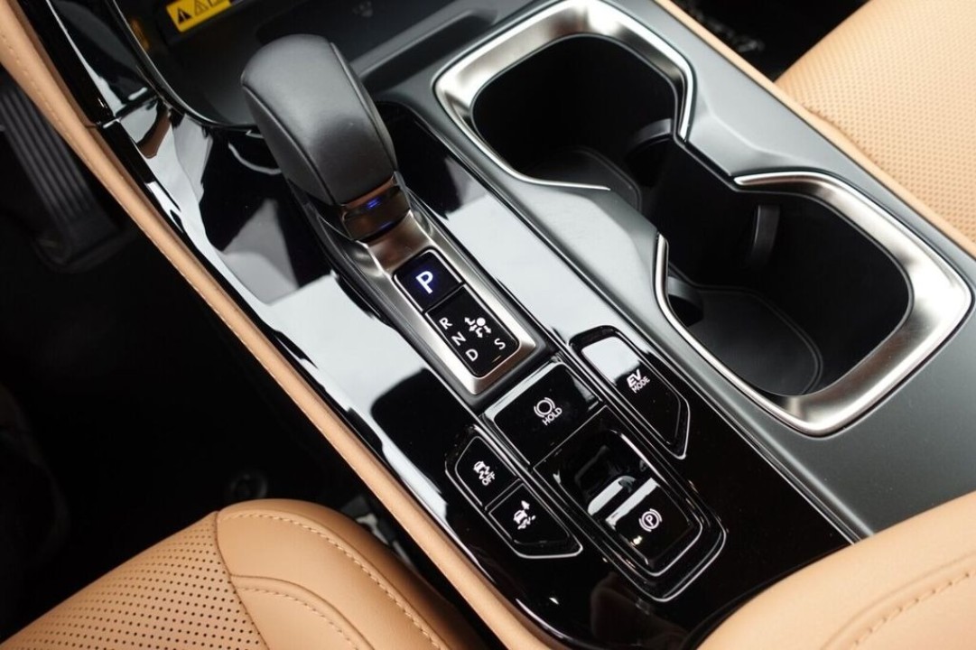Lexus Seria NX 350h Executive - foto 14