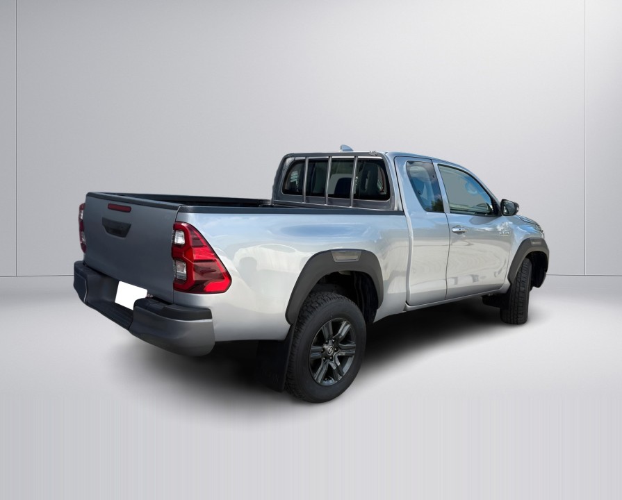 Toyota Hilux (2)