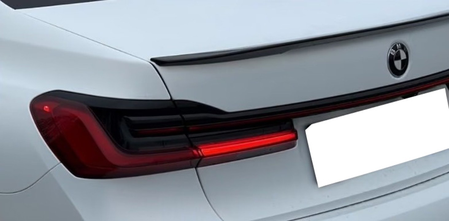 BMW Seria 7 750 xDrive - foto 31