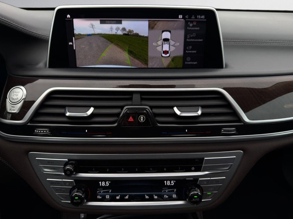 BMW Seria 7 750 xDrive - foto 19