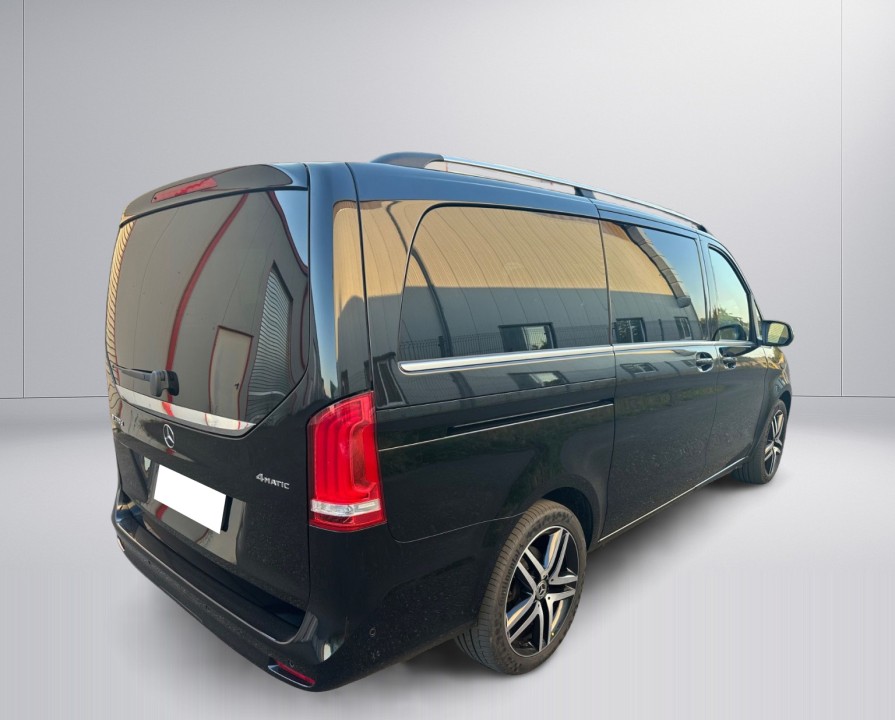 Mercedes-Benz V 250d 4MATIC (2)
