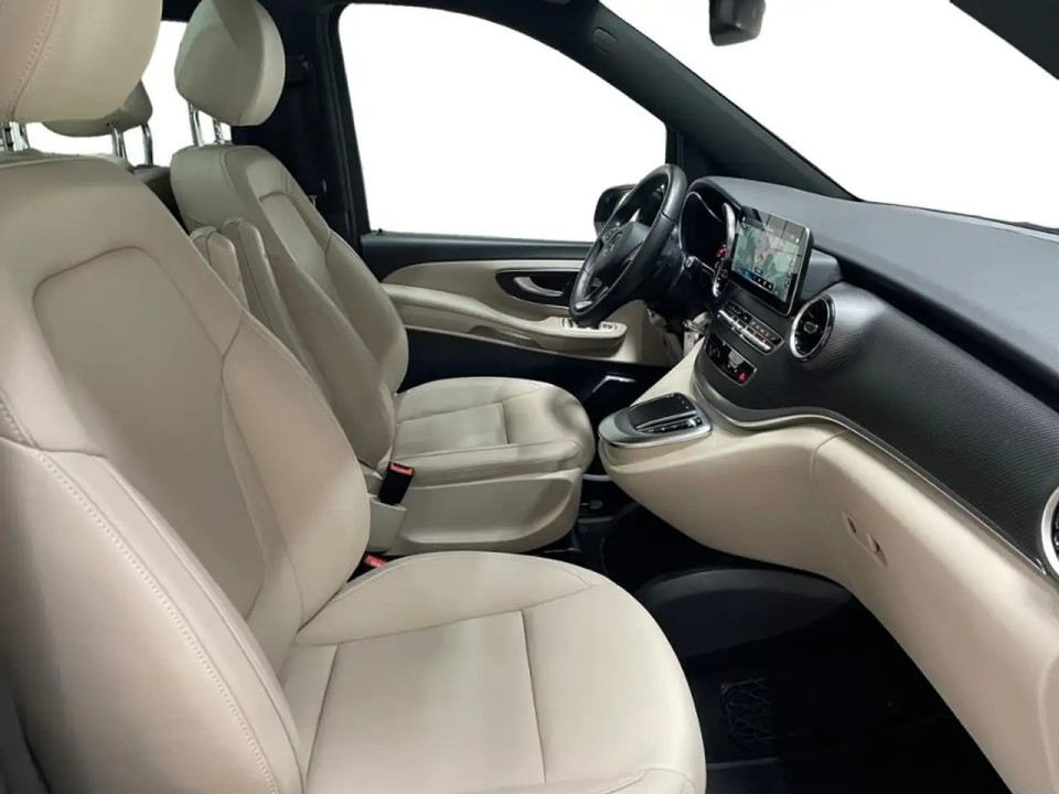 Mercedes-Benz V 300d 4MATIC AMG - foto 6