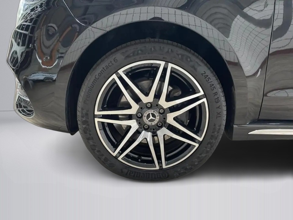 Mercedes-Benz V 300d 4MATIC AMG - foto 13