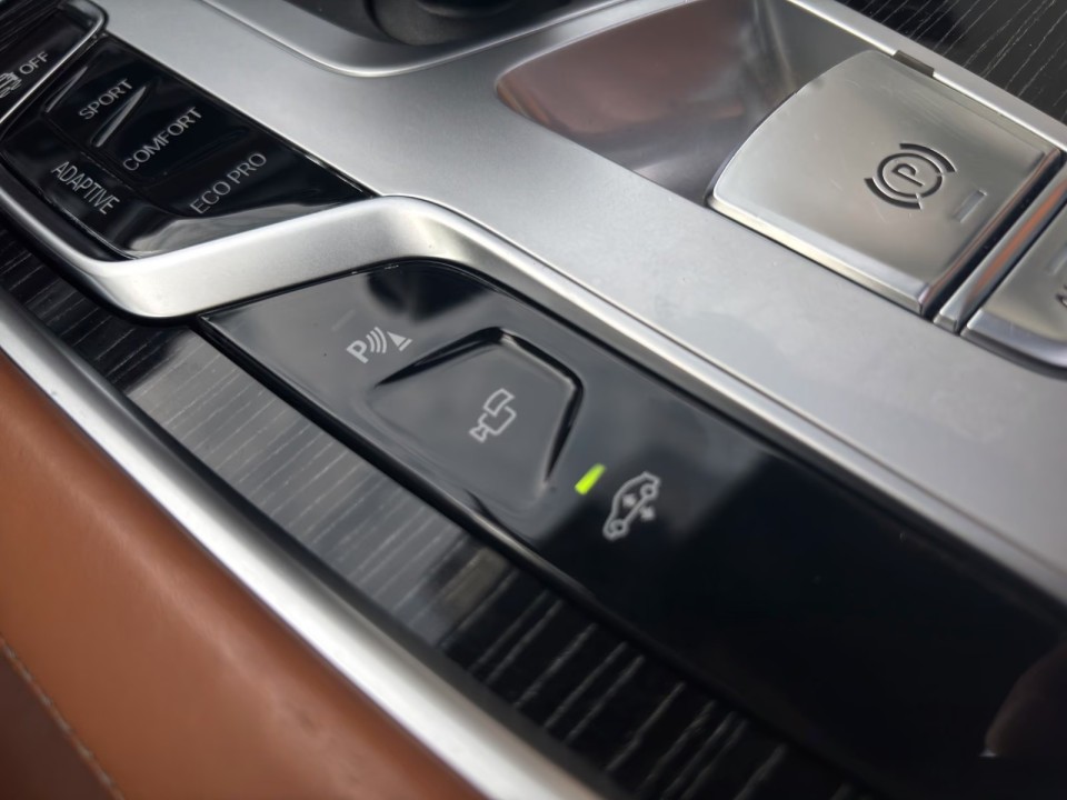 BMW Seria 7 750xDrive - foto 13