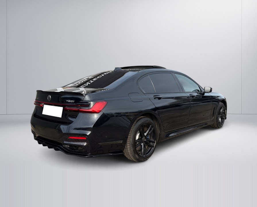 BMW Seria 7 750xDrive (3)
