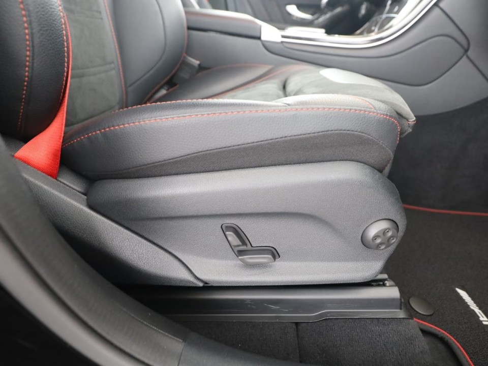 Mercedes-Benz GLC AMG 43 4MATIC - foto 20