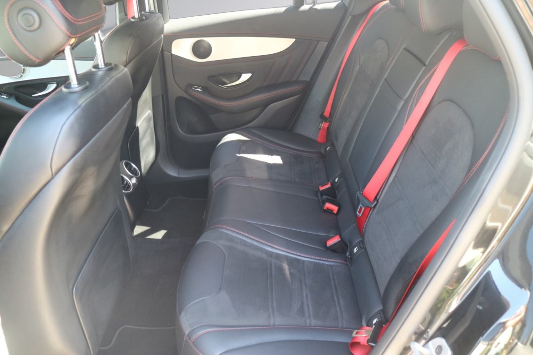 Mercedes-Benz GLC 43 AMG 4MATIC - foto 11