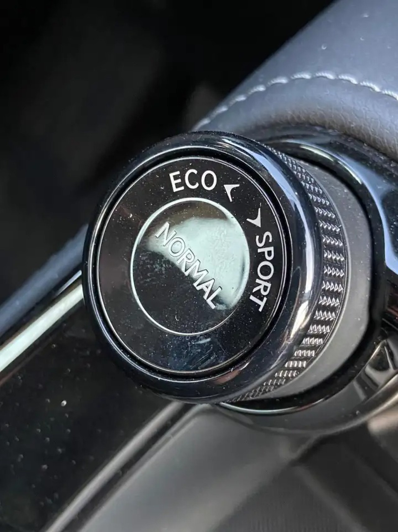 Lexus Seria NX 350h LUXURY - foto 17