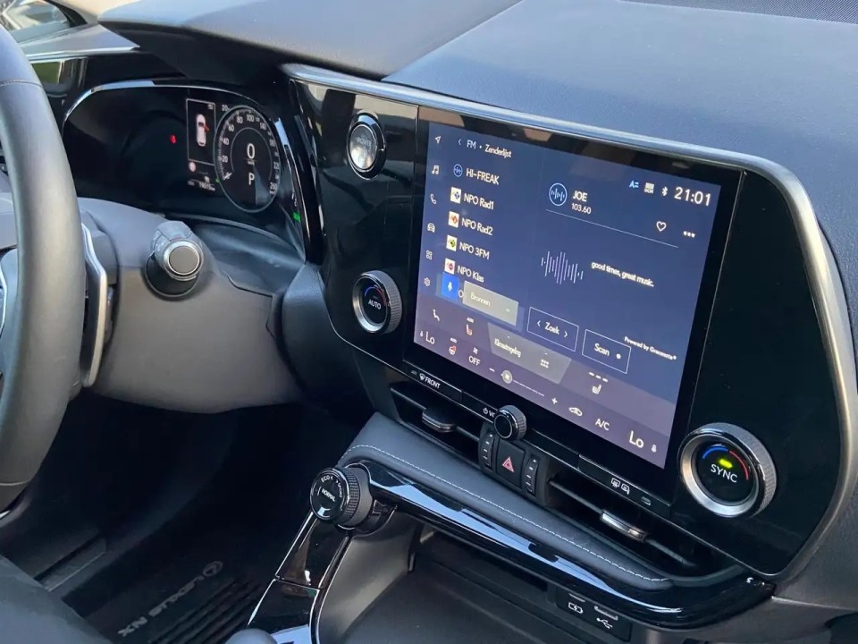 Lexus Seria NX 350h LUXURY - foto 11