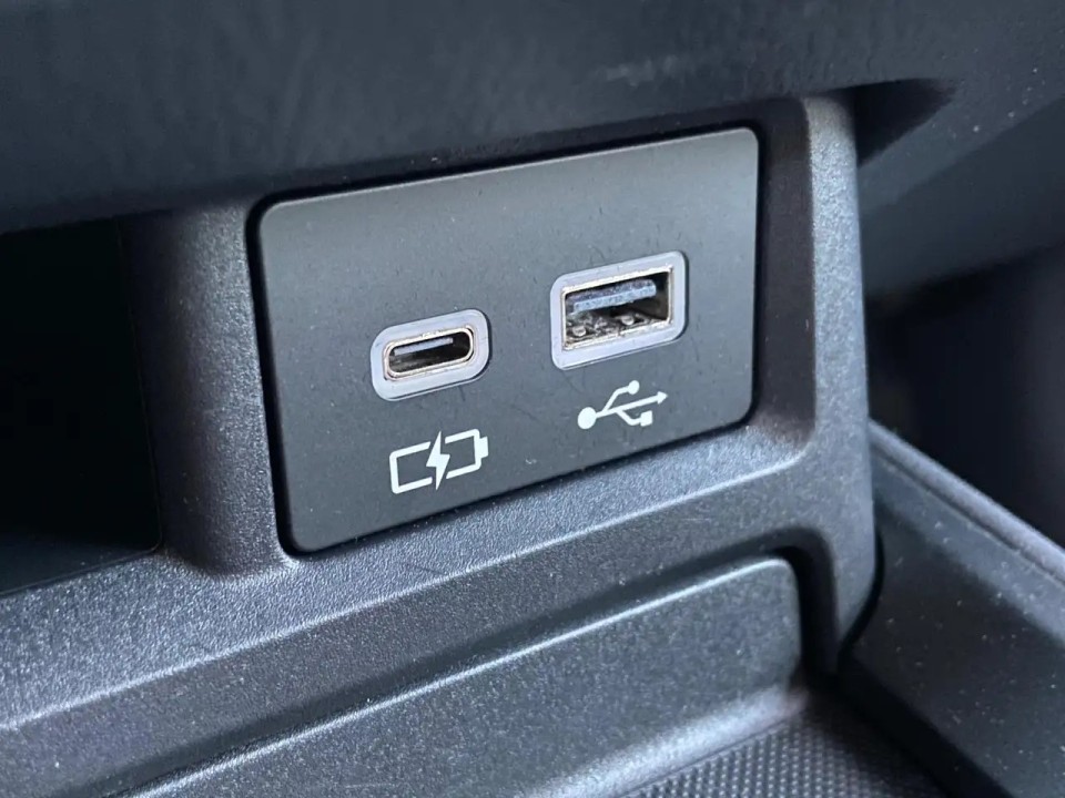 Lexus Seria NX 350h LUXURY - foto 18