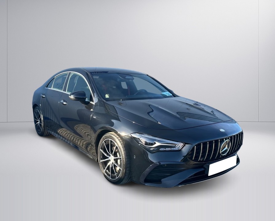 Mercedes-Benz CLA 35 AMG 4MATIC