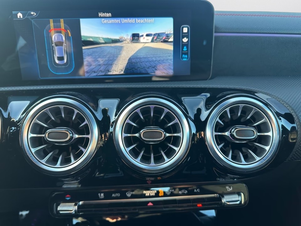 Mercedes-Benz CLA 35 AMG 4MATIC - foto 33