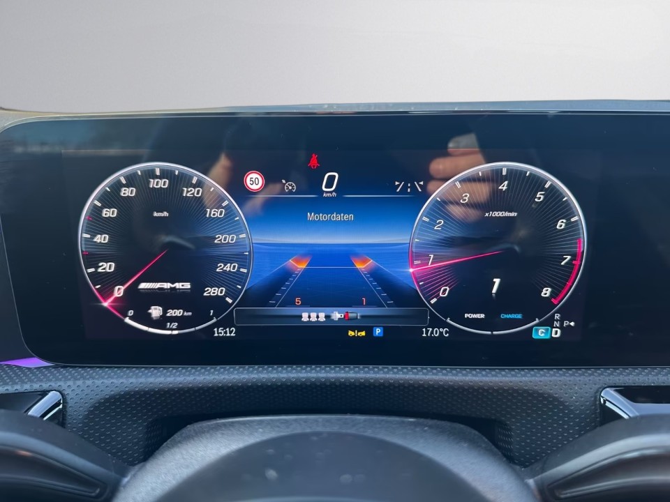 Mercedes-Benz CLA 35 AMG 4MATIC - foto 17