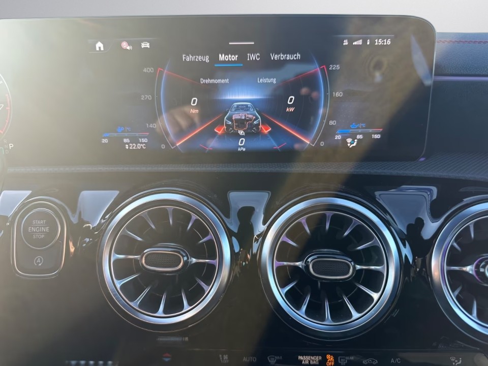 Mercedes-Benz CLA 35 AMG 4MATIC - foto 24