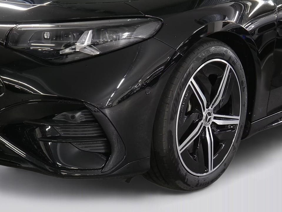Mercedes-Benz CLA 220 AMG - foto 11