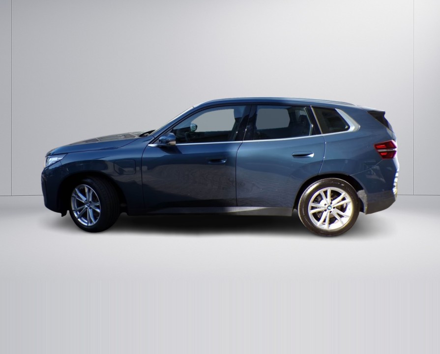 BMW X3 xDrive30e (2)