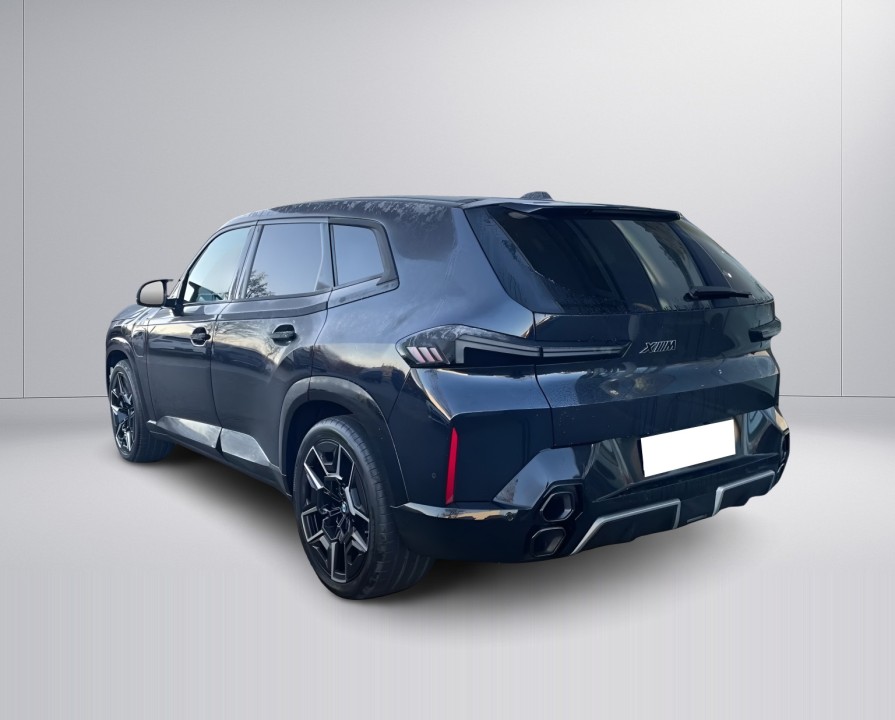 BMW XM 50e (4)
