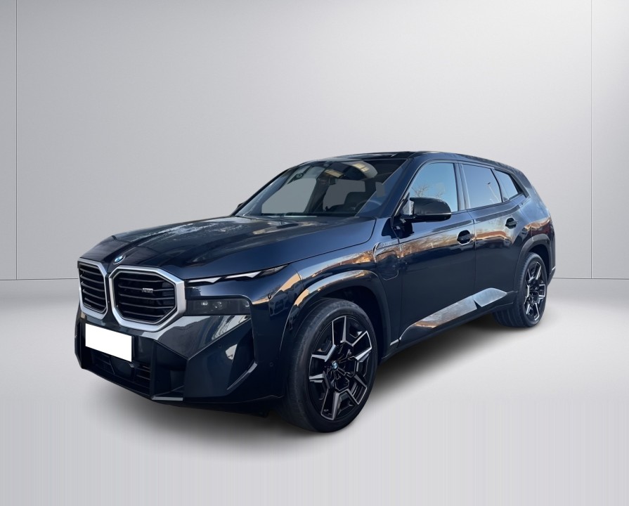 BMW XM 50e (5)
