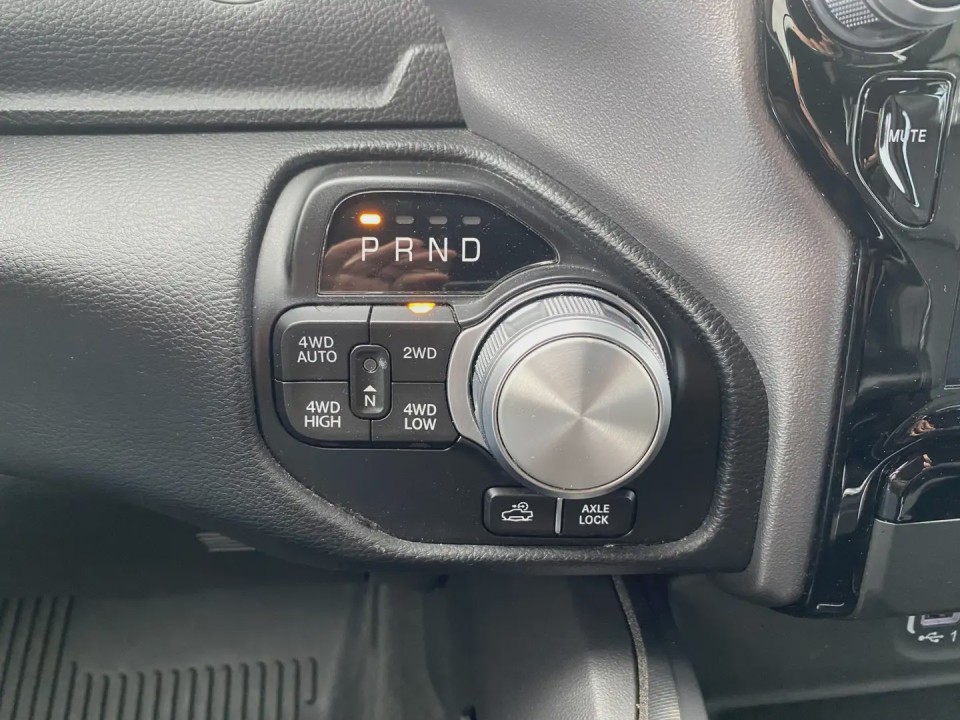 Dodge RAM 1500 - foto 24