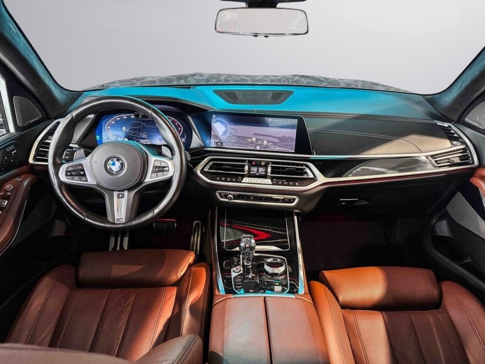 BMW X7 xDrive40i - foto 8