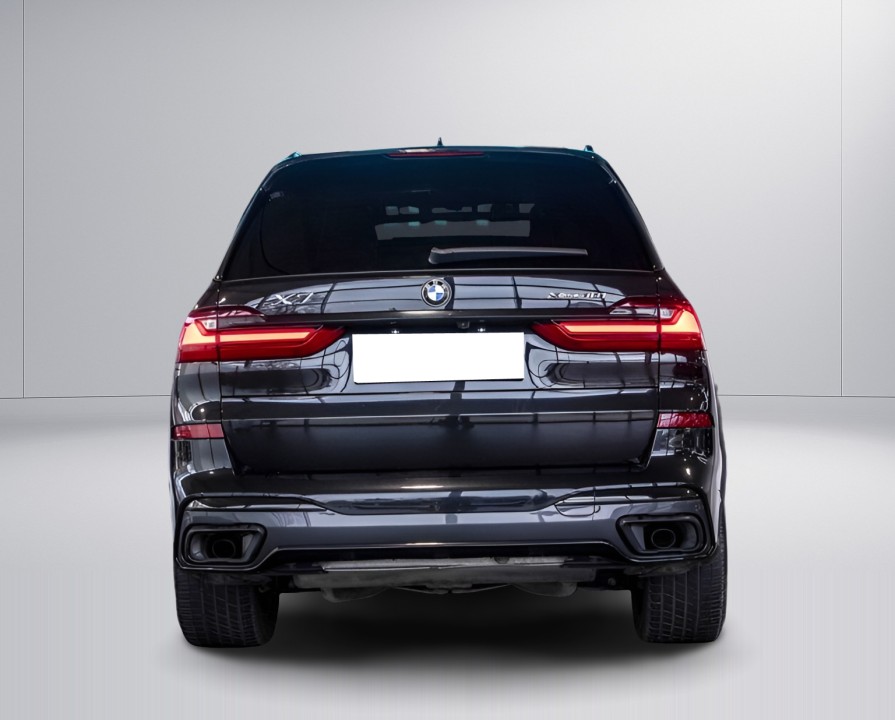 BMW X7 xDrive40i (4)