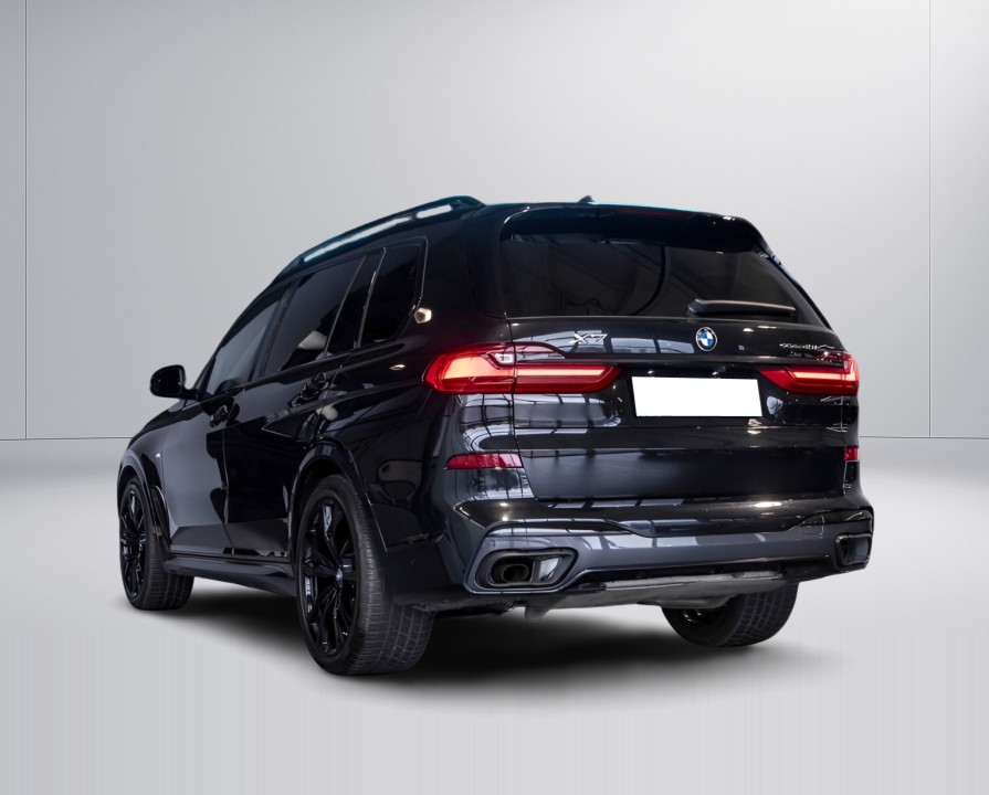 BMW X7 xDrive40i (3)